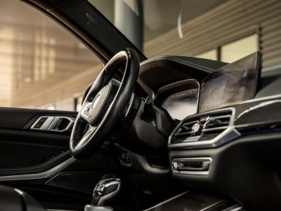 2023 BMW X5 M50i