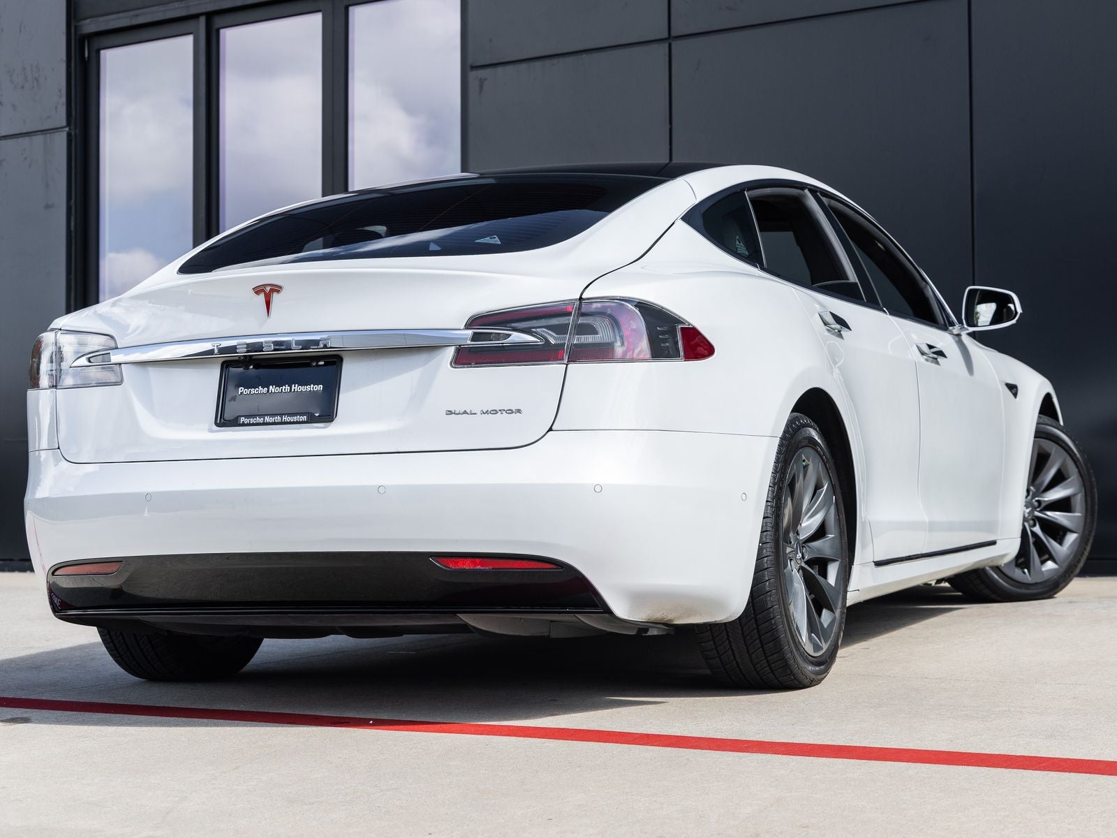2020 Tesla Model S Long Range