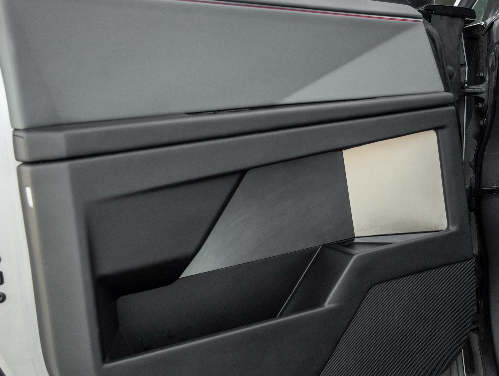 2024 Tesla Cybertruck AWD