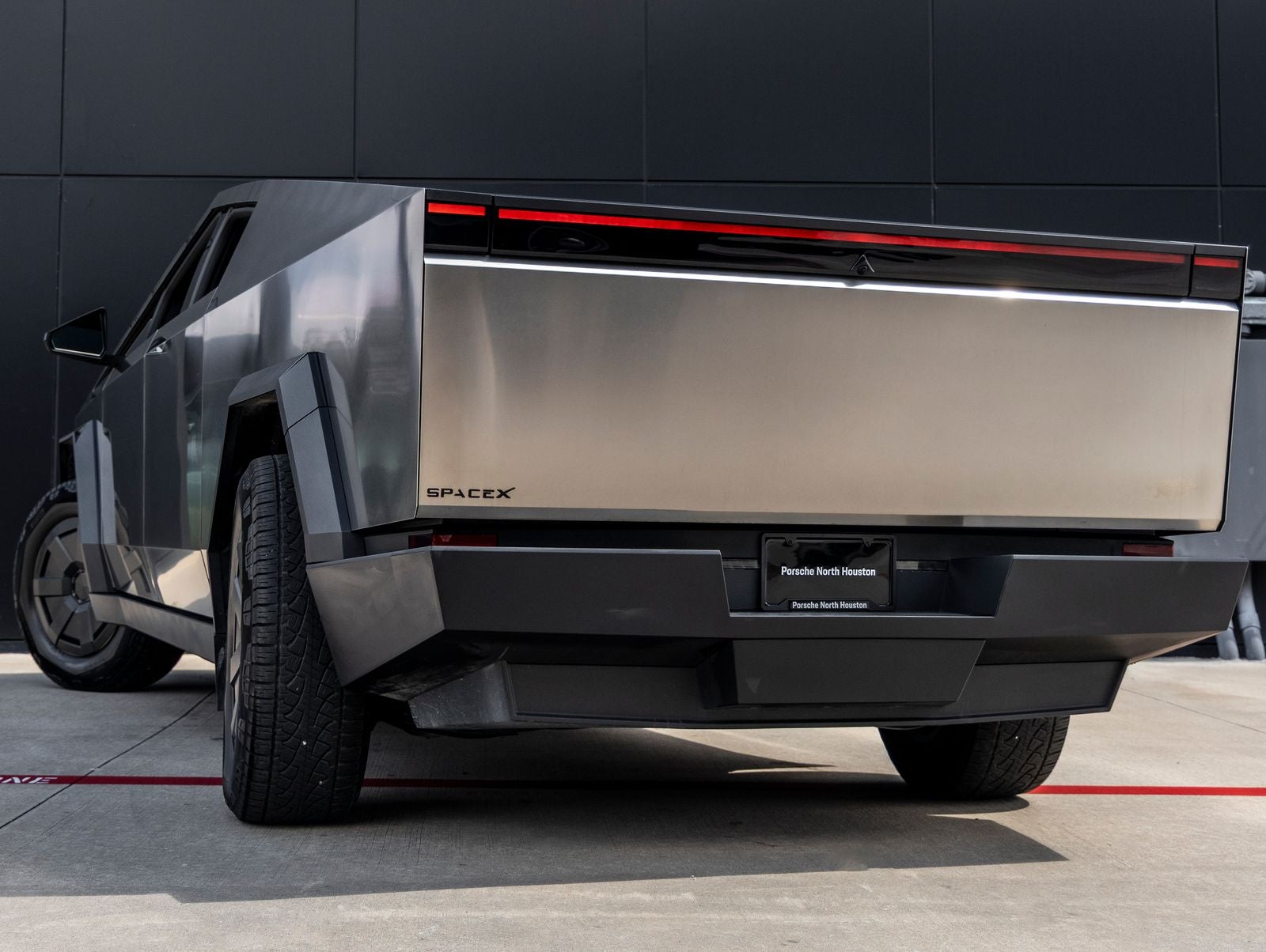 2024 Tesla Cybertruck Cyberbeast