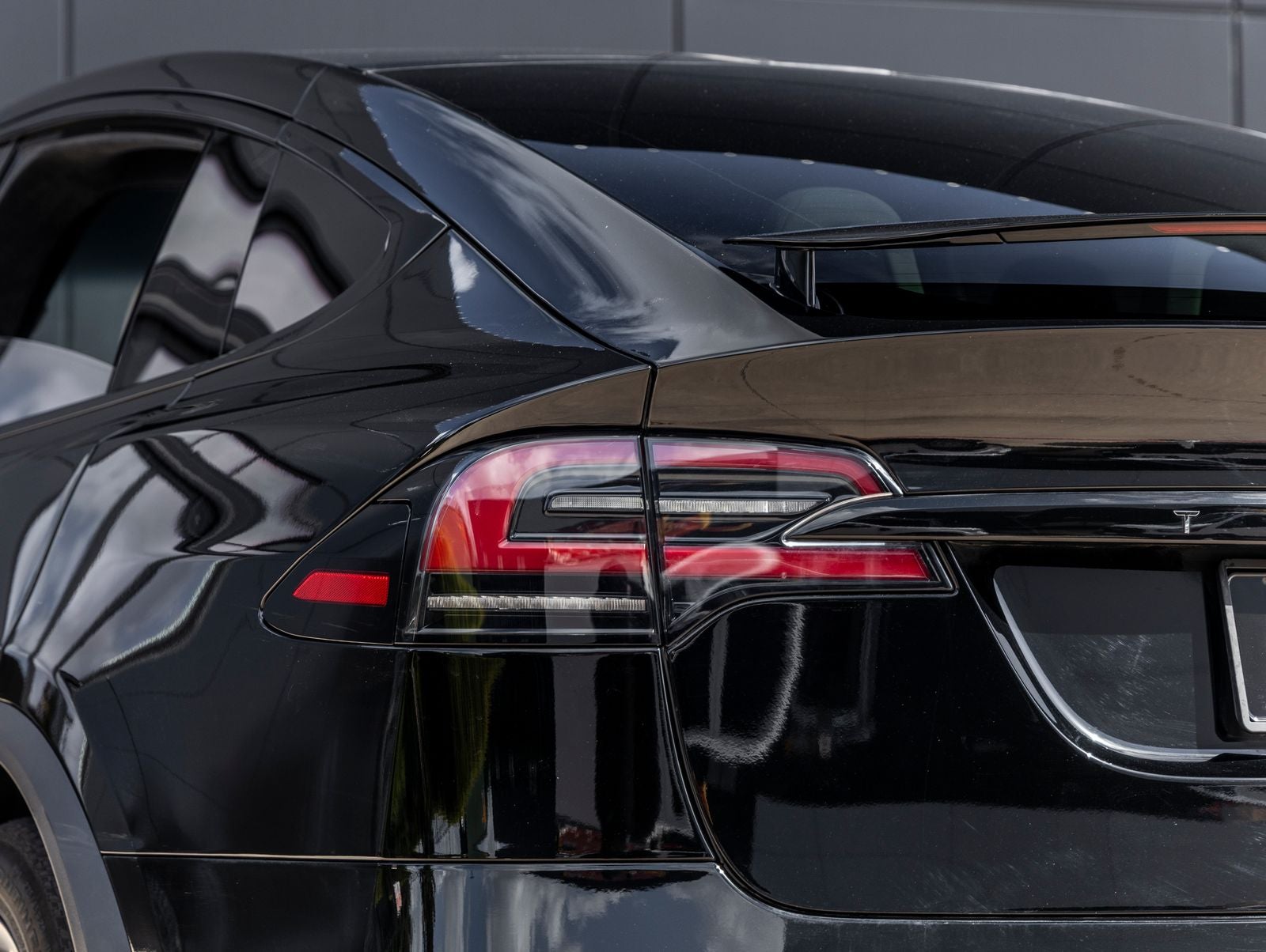 2024 Tesla Model X Plaid