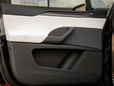 2024 Tesla Model X Plaid