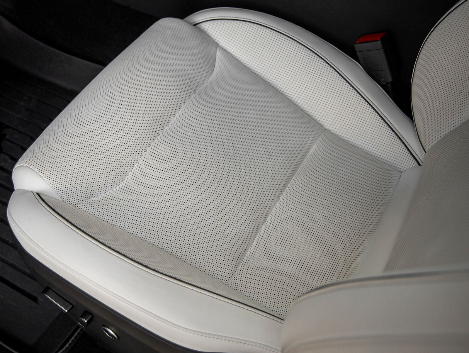 2024 Tesla Model X Plaid