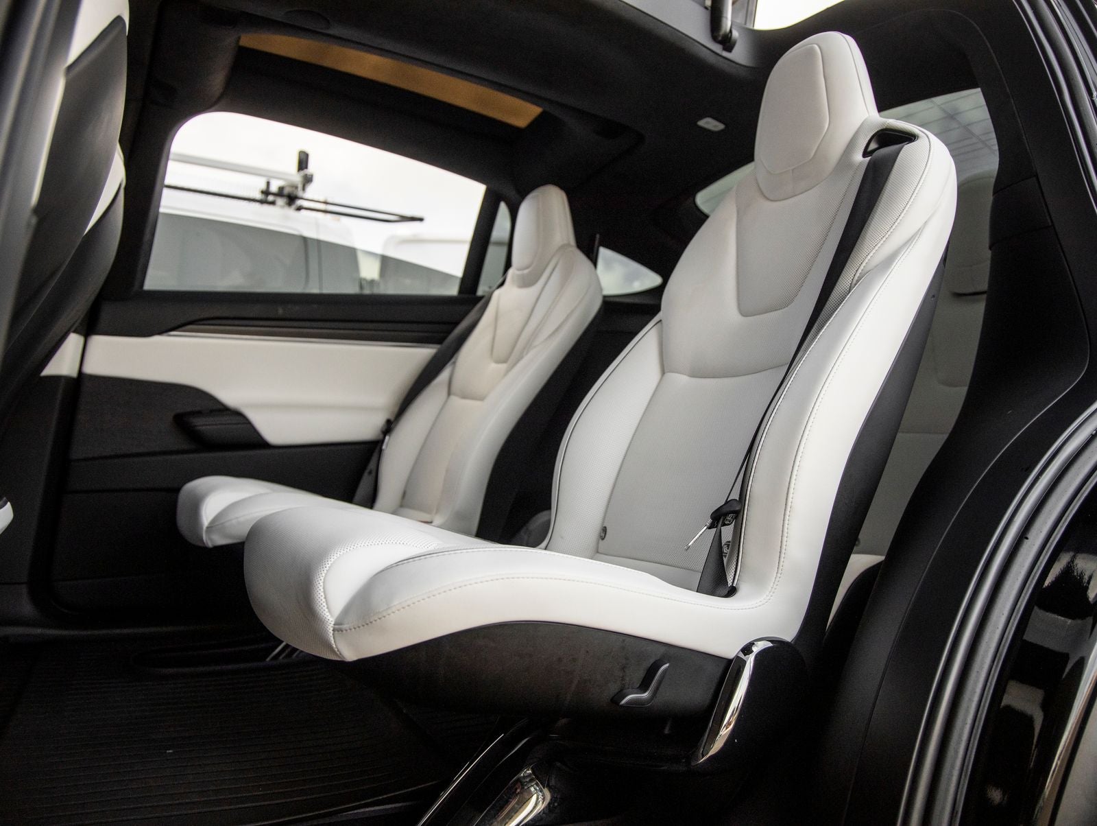 2024 Tesla Model X Plaid