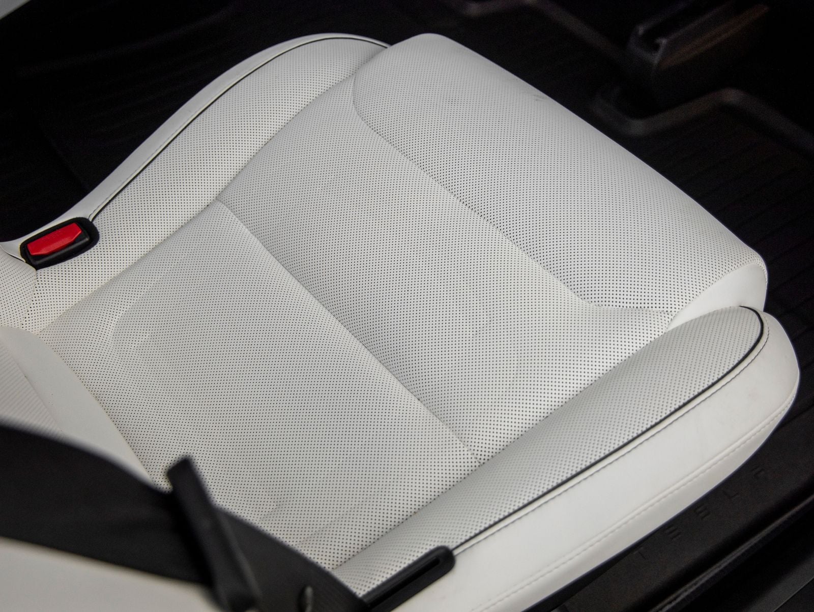 2024 Tesla Model X Plaid