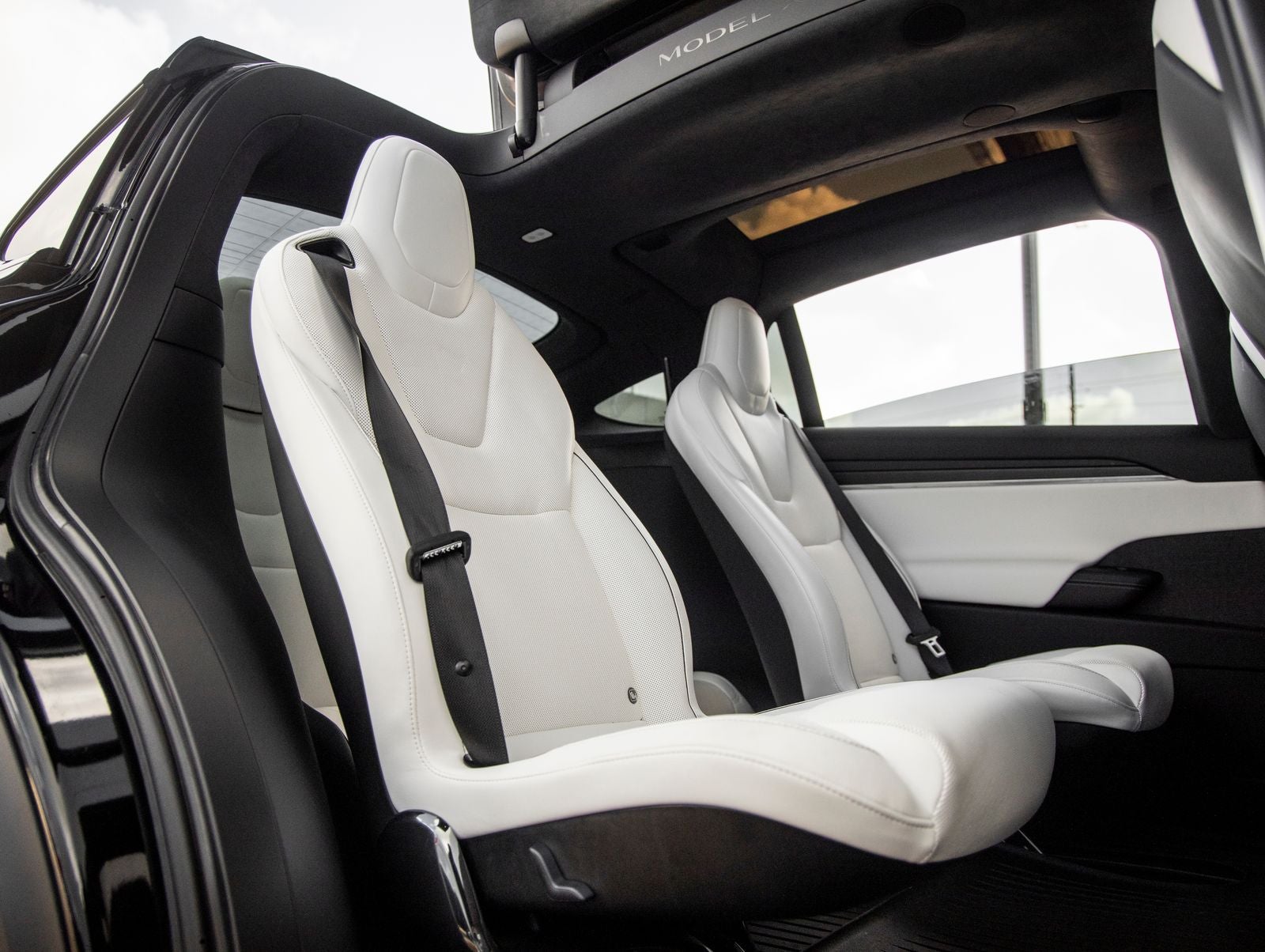 2024 Tesla Model X Plaid