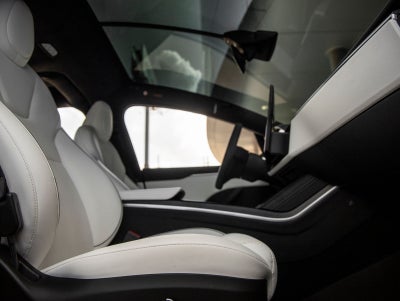 2024 Tesla Model X Plaid