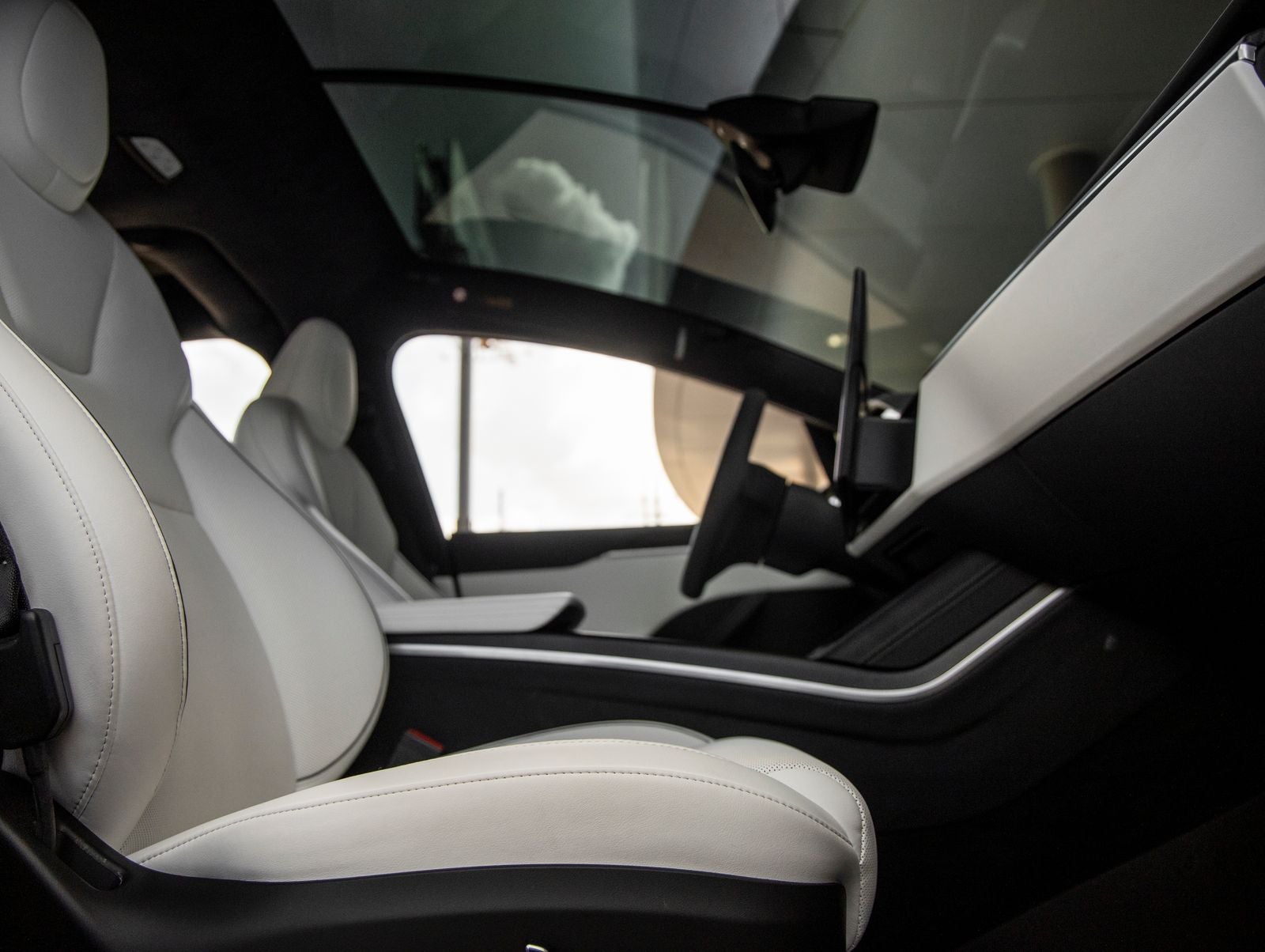 2024 Tesla Model X Plaid
