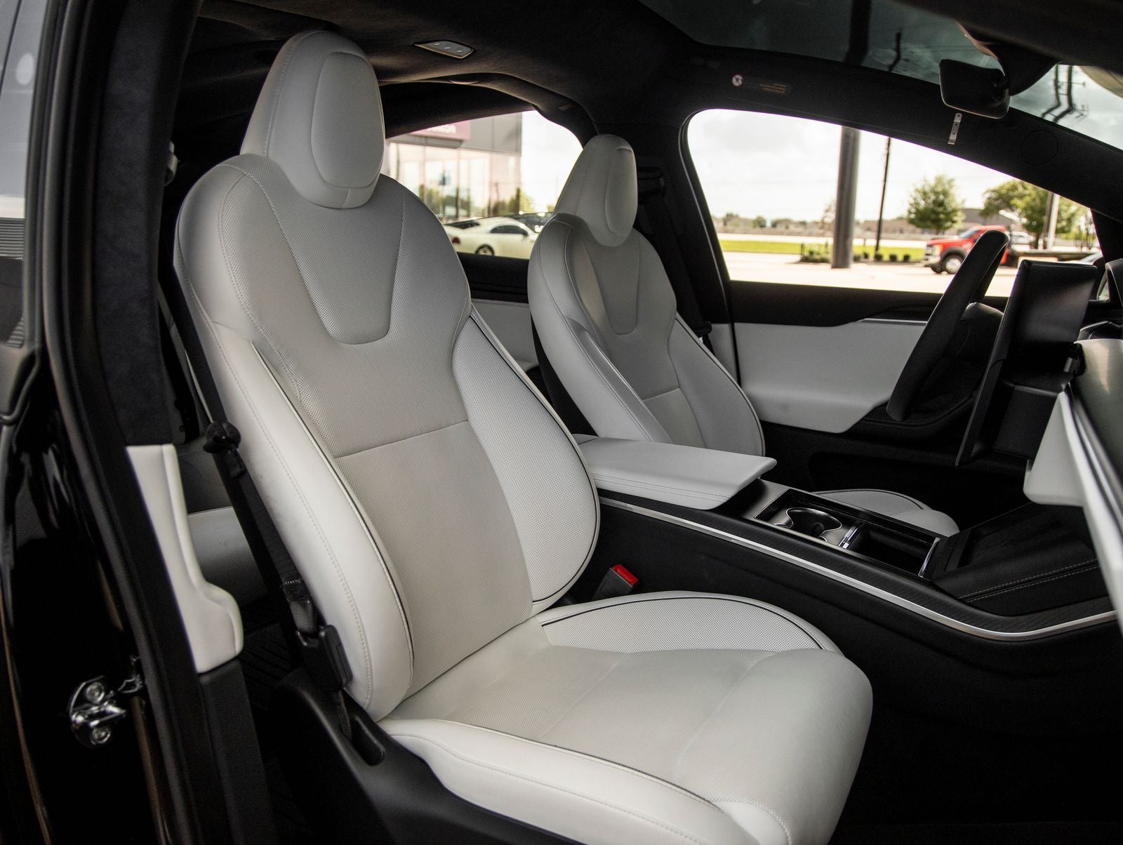 2024 Tesla Model X Plaid