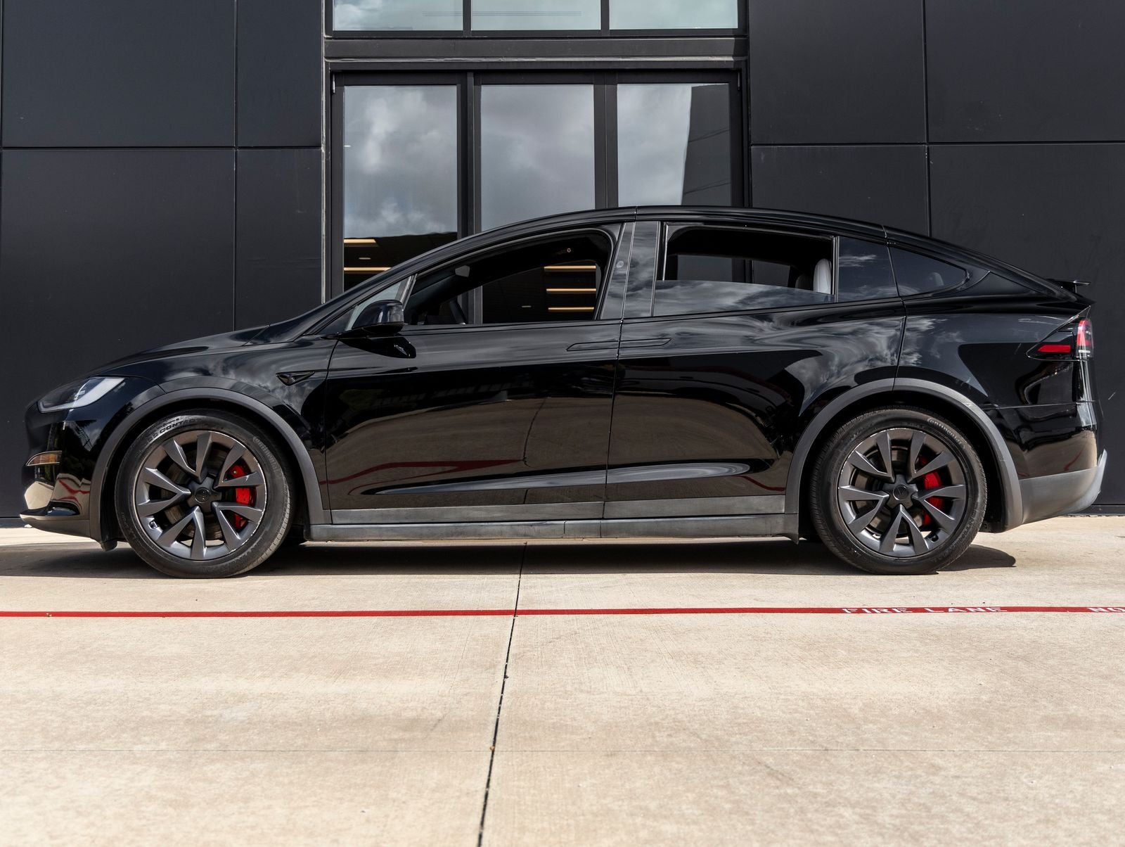 2024 Tesla Model X Plaid