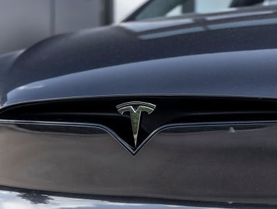2025 Tesla Model X Base