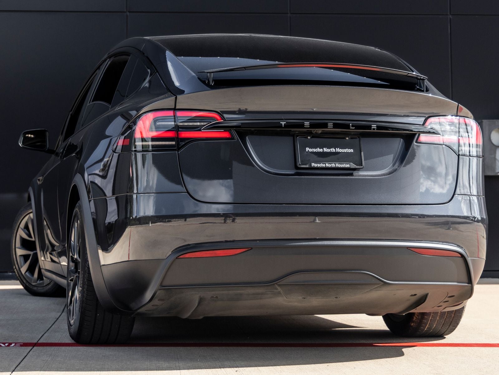 2025 Tesla Model X Base