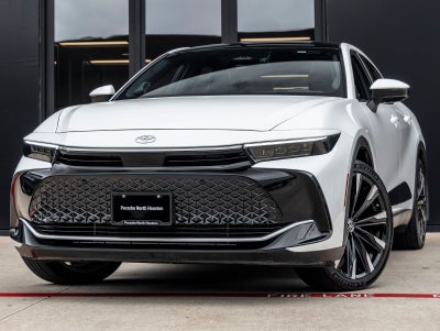 2025 Toyota Crown Platinum
