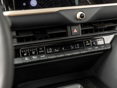 2025 Toyota Crown Platinum