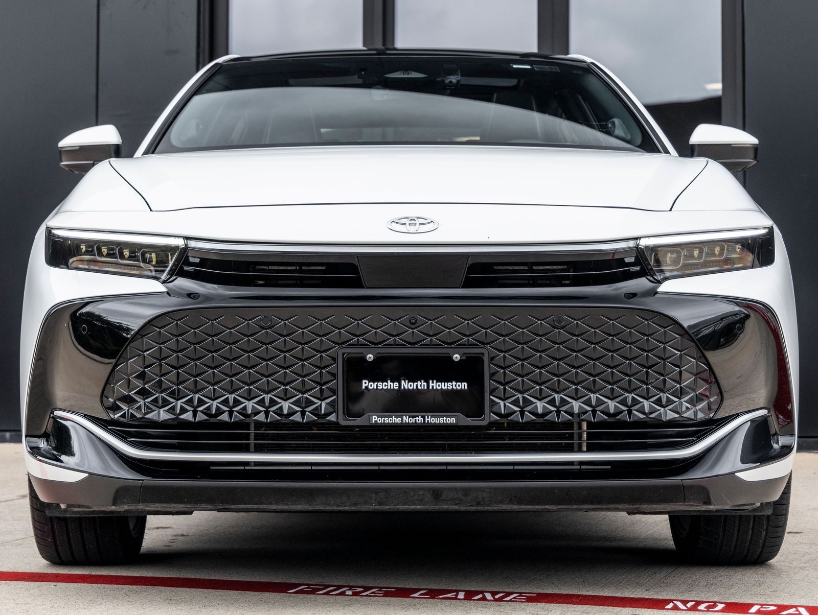 2025 Toyota Crown Platinum