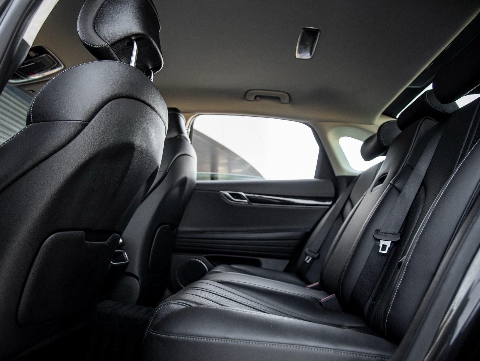 2023 Genesis G80 2.5T