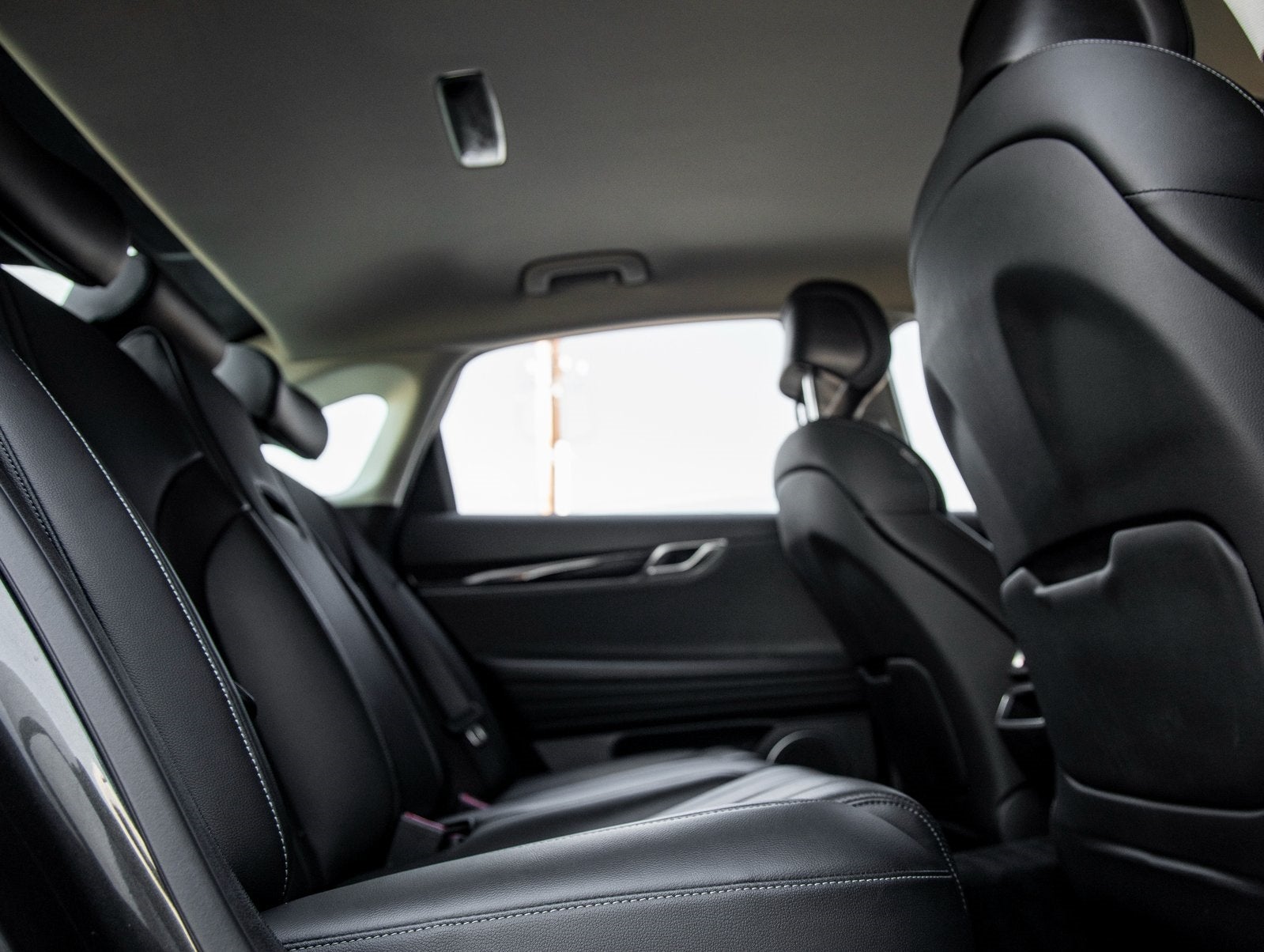 2023 Genesis G80 2.5T