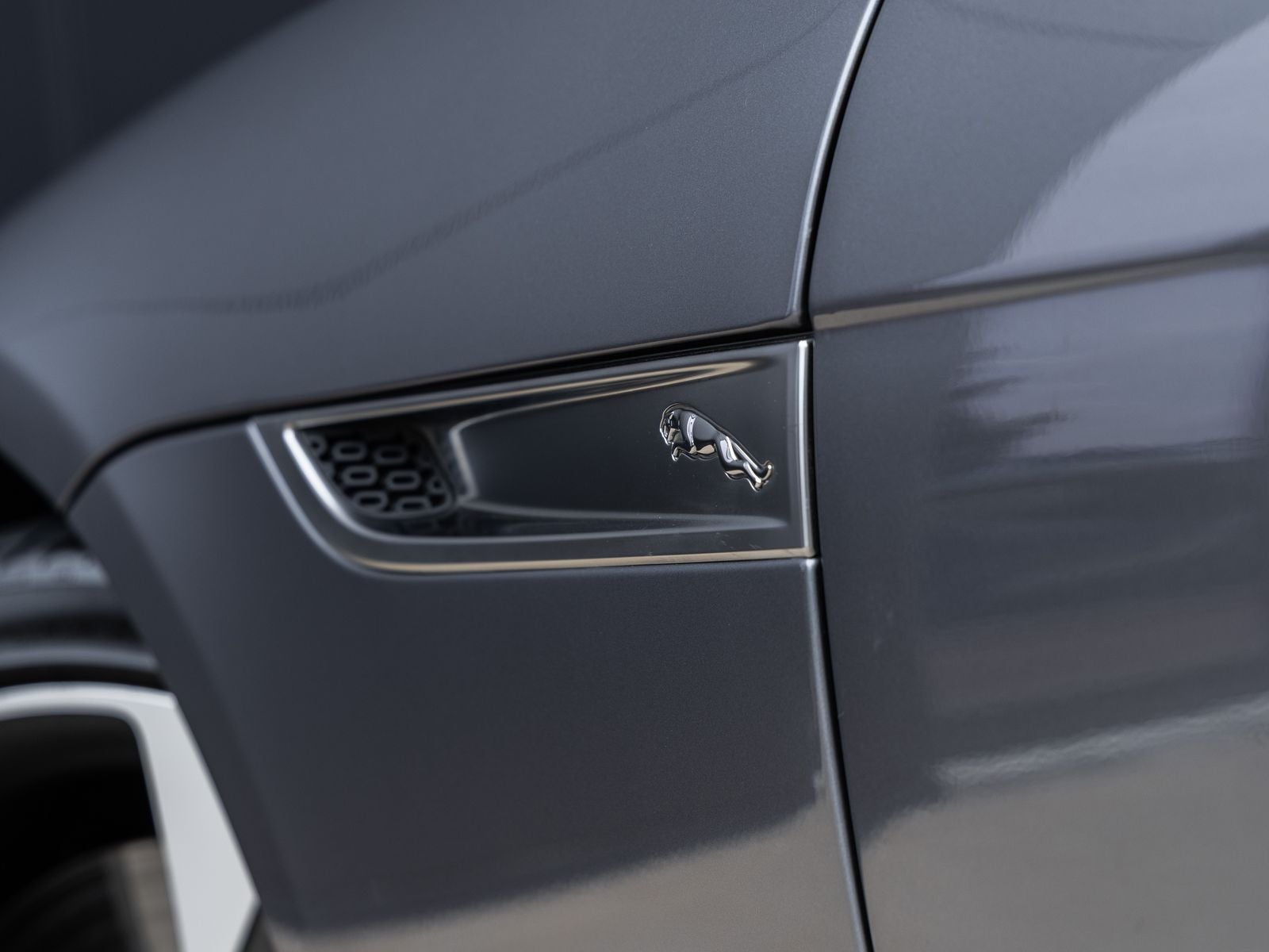 2022 Jaguar F-TYPE P450 Convertible