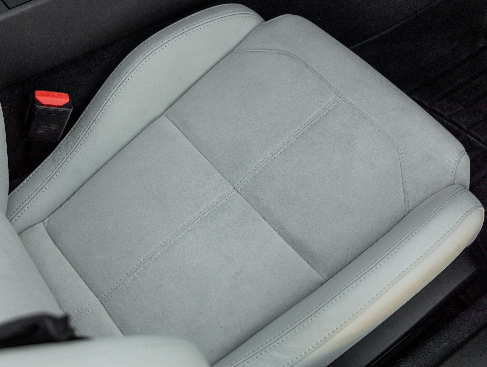 2022 Jaguar F-TYPE P450