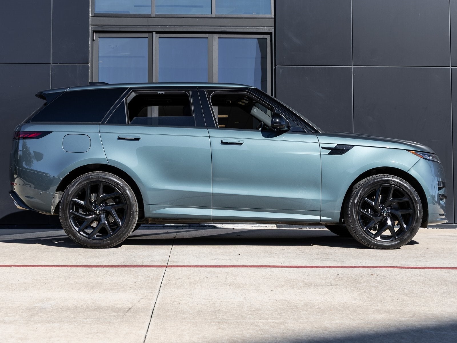 2025 Land Rover Range Rover Sport Dynamic SE