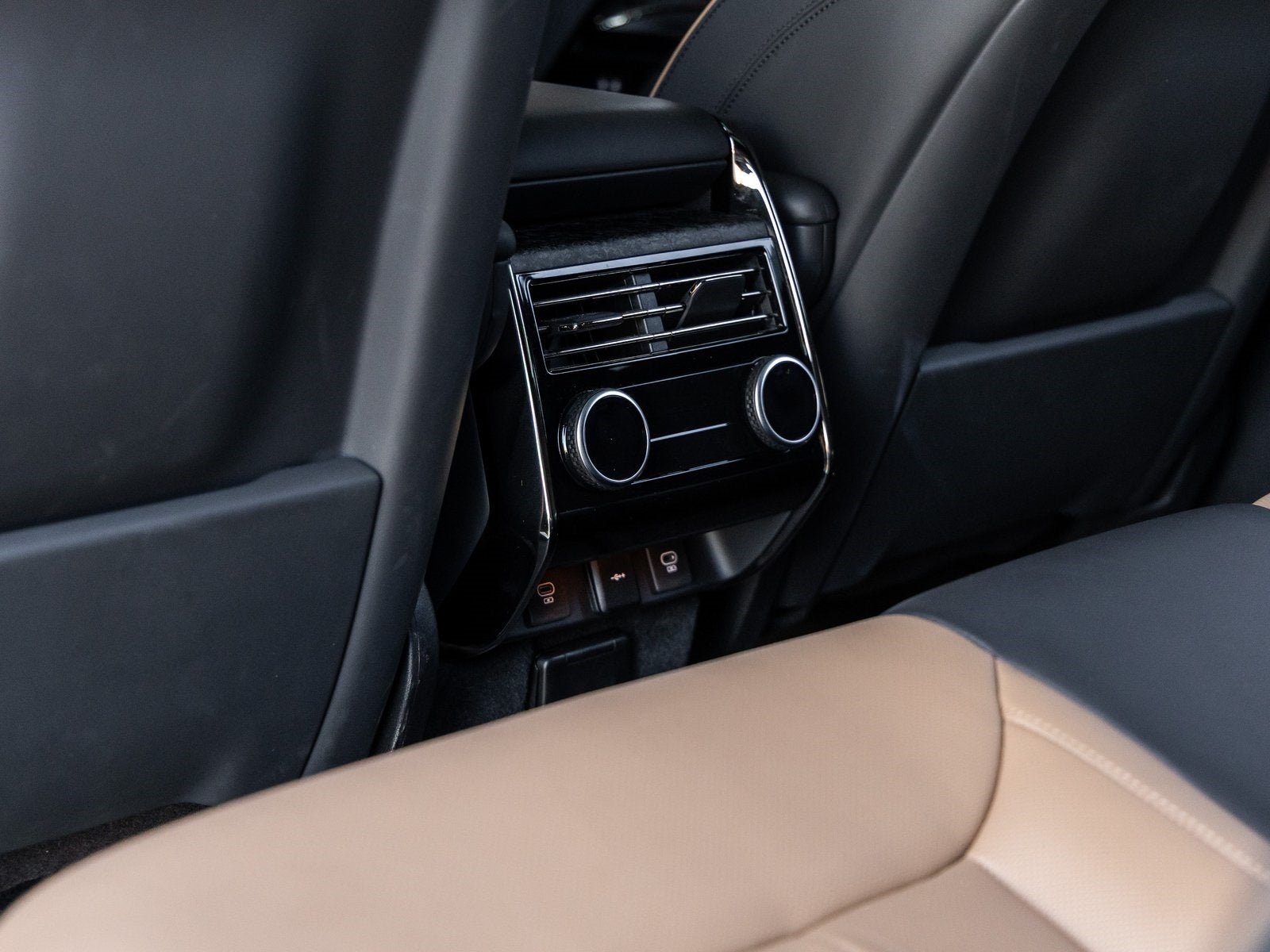 2025 Land Rover Range Rover Sport Dynamic SE