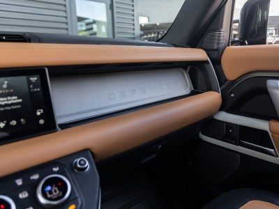 2023 Land Rover Defender 90 X-Dynamic SE
