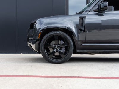 2023 Land Rover Defender 110 X-Dynamic SE