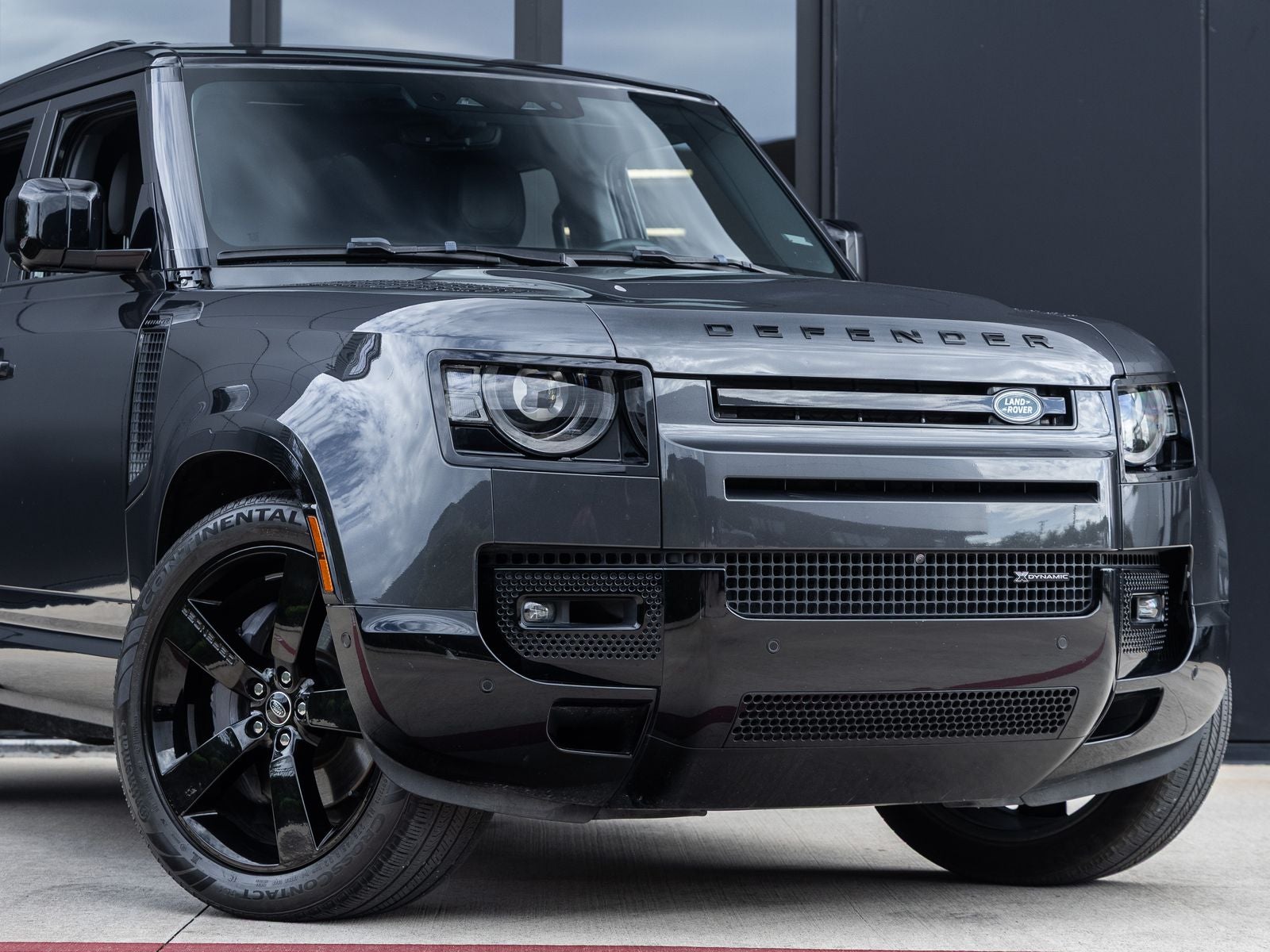 2023 Land Rover Defender 110 X-Dynamic SE