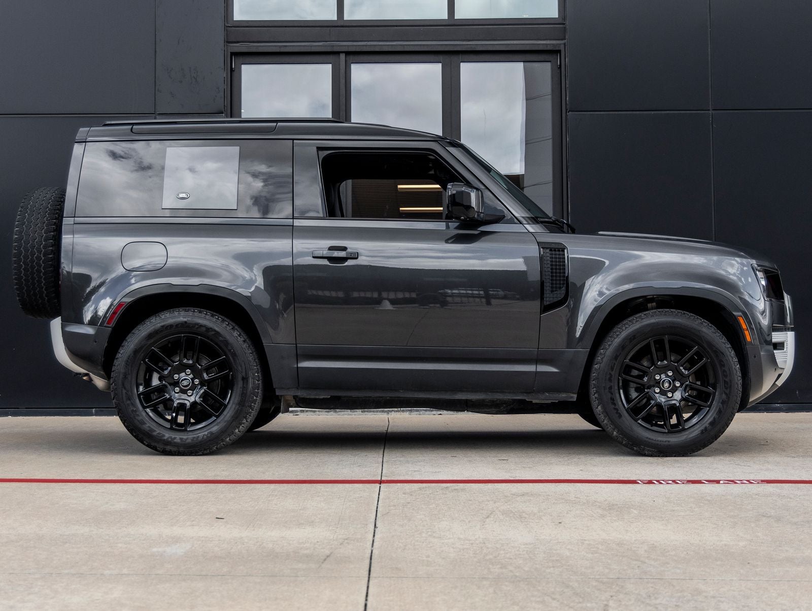 2023 Land Rover Defender 90 S