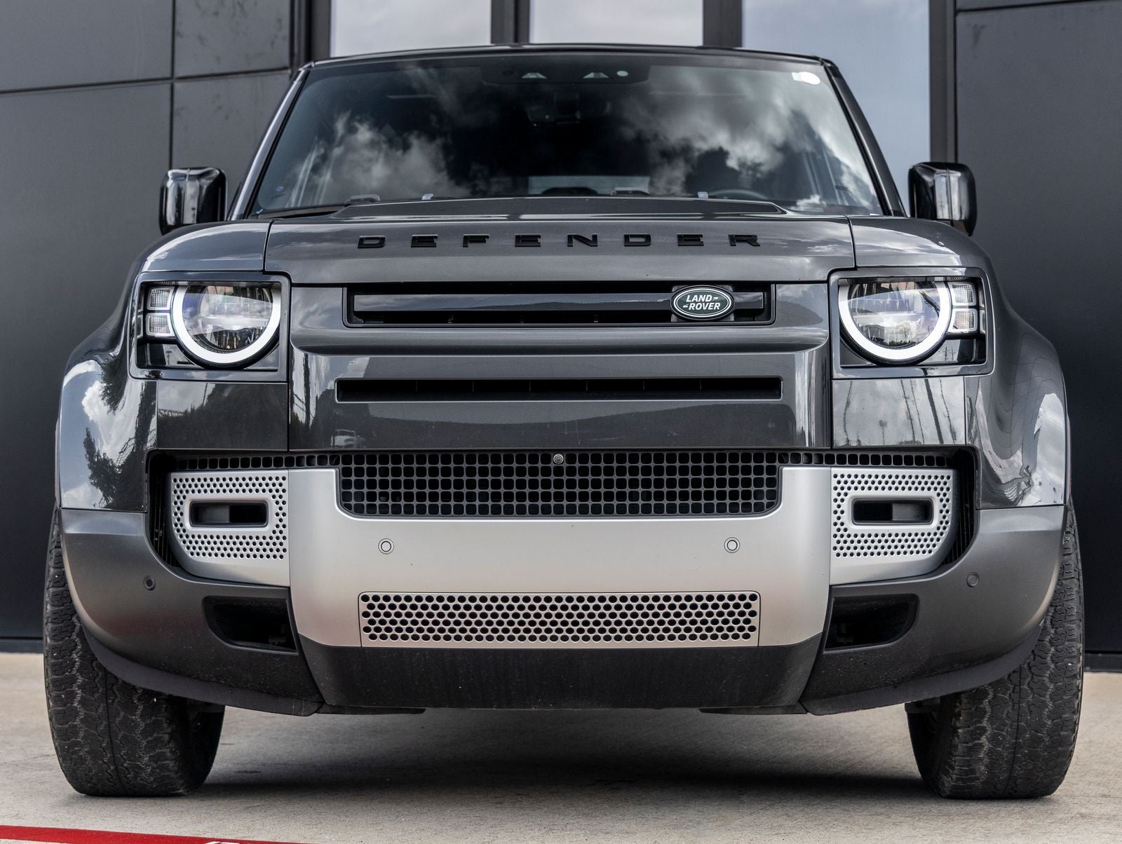 2023 Land Rover Defender 90 S