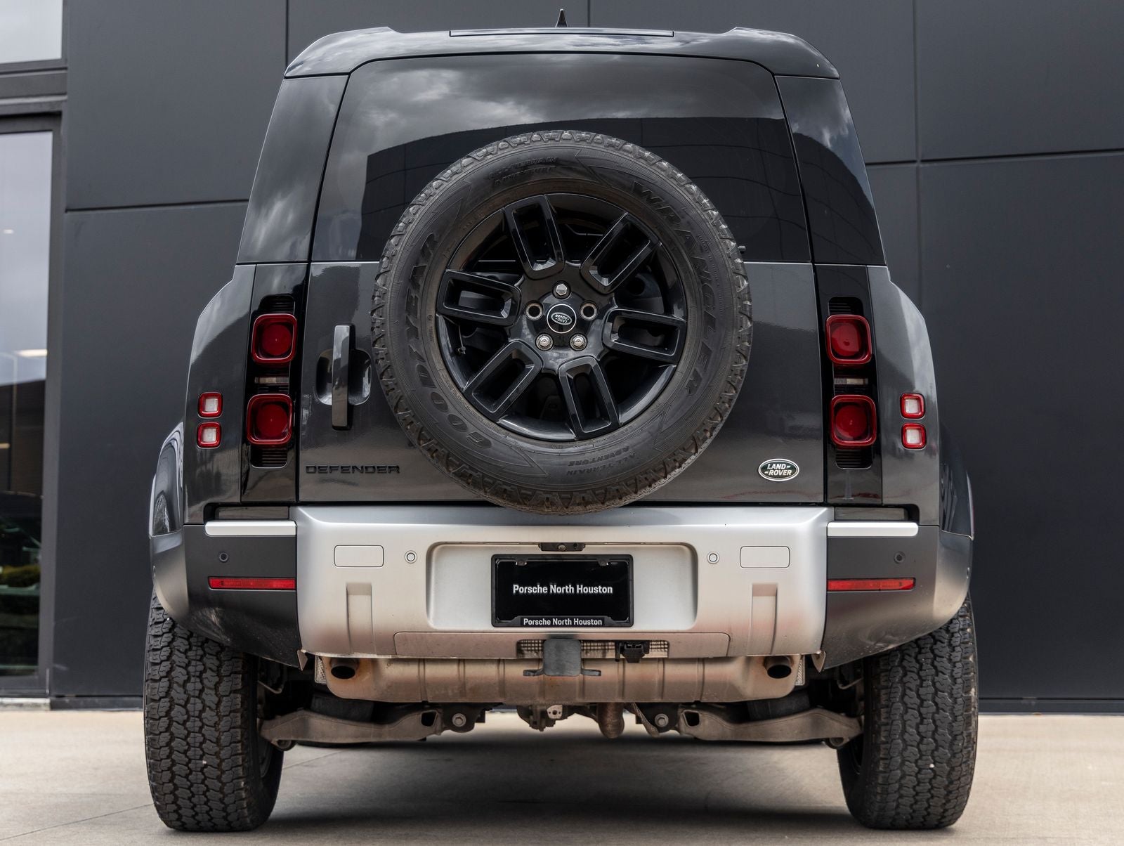 2023 Land Rover Defender 90 S