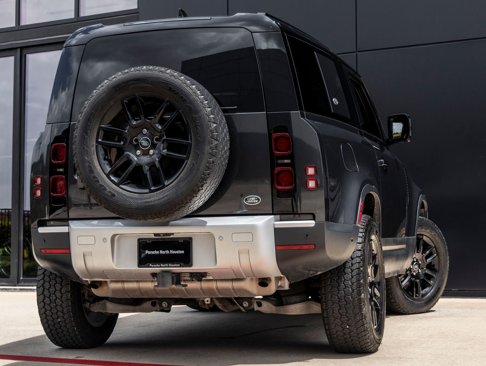 2023 Land Rover Defender 90 S