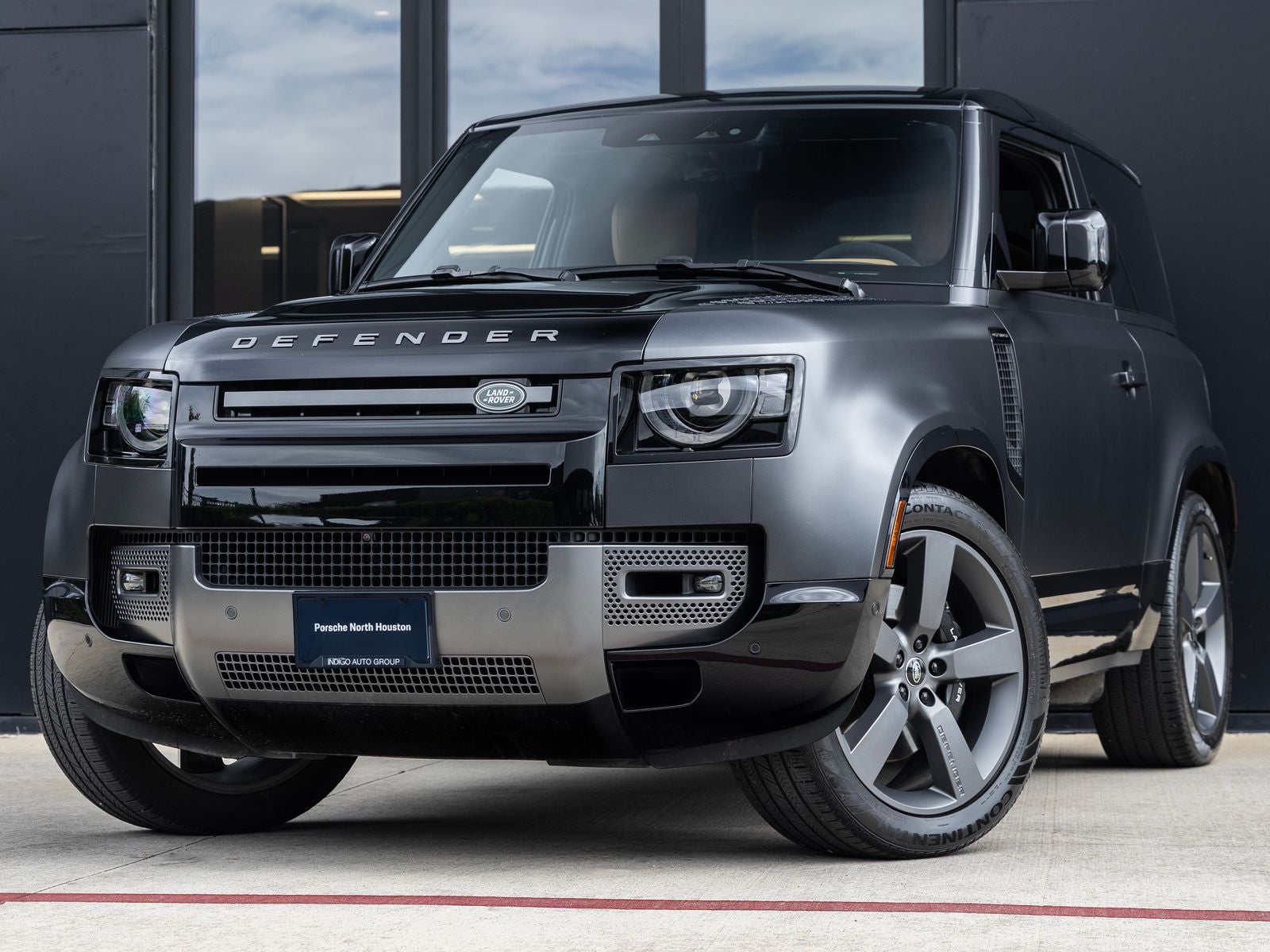 2024 Land Rover Defender 90 Carpathian Edition