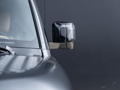 2024 Land Rover Defender 90 Carpathian Edition