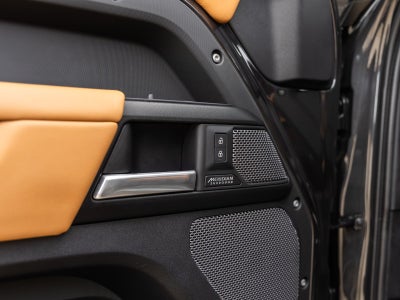 2024 Land Rover Defender 90 Carpathian Edition