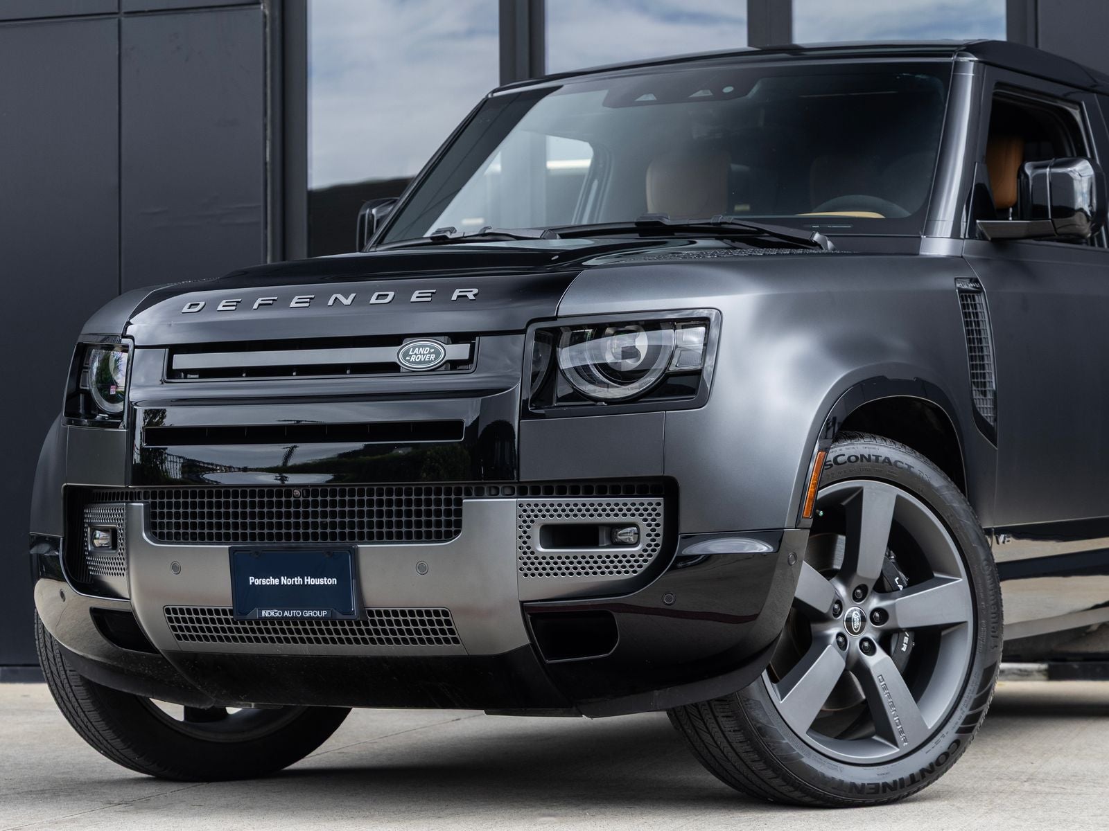 2024 Land Rover Defender 90 Carpathian Edition