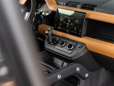 2024 Land Rover Defender 90 Carpathian Edition