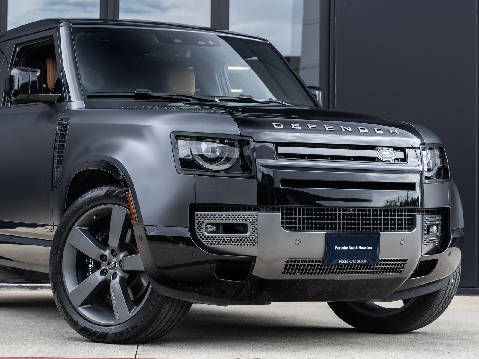 2024 Land Rover Defender 90 Carpathian Edition