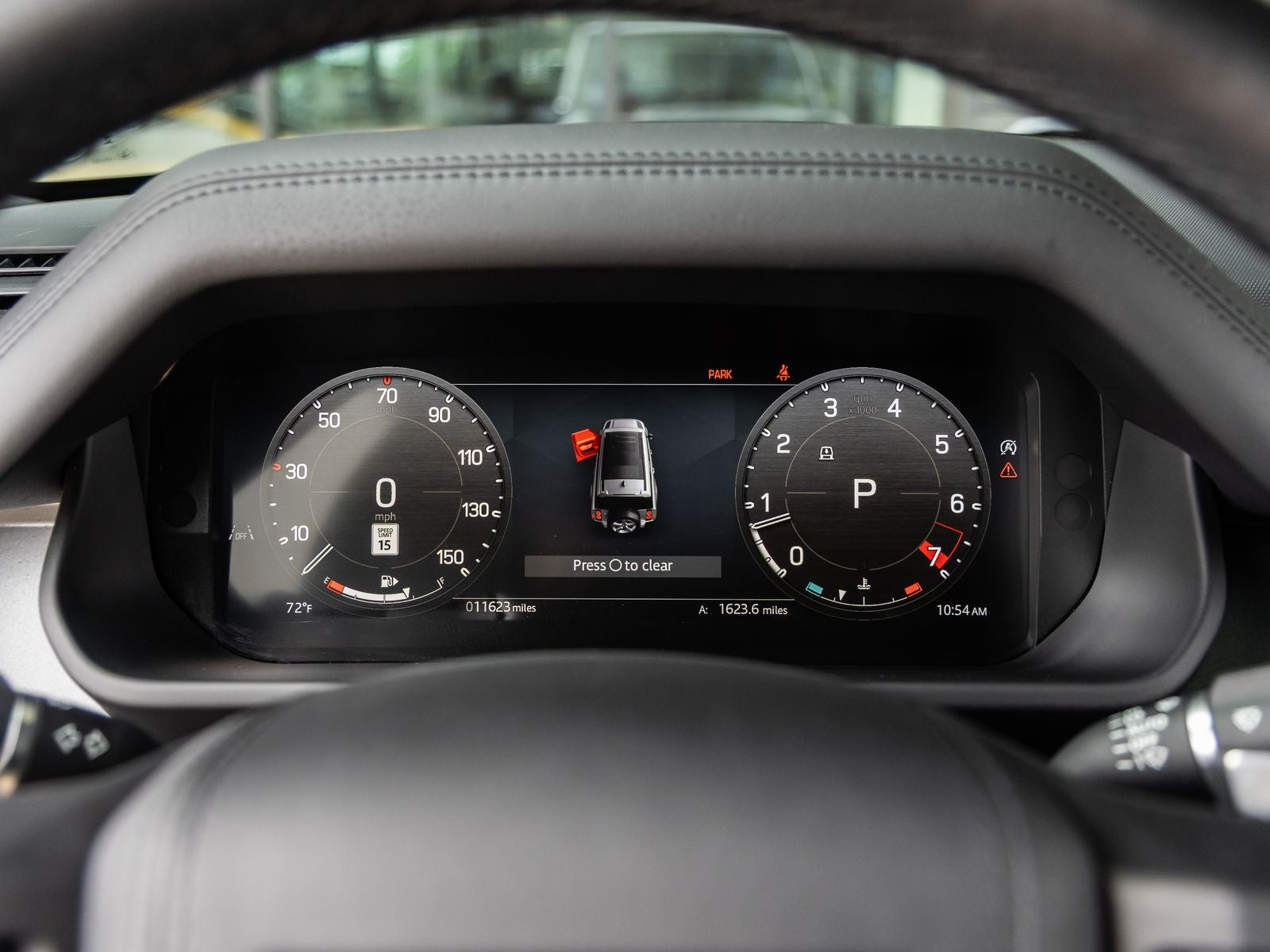 2025 Land Rover Defender 130 V8
