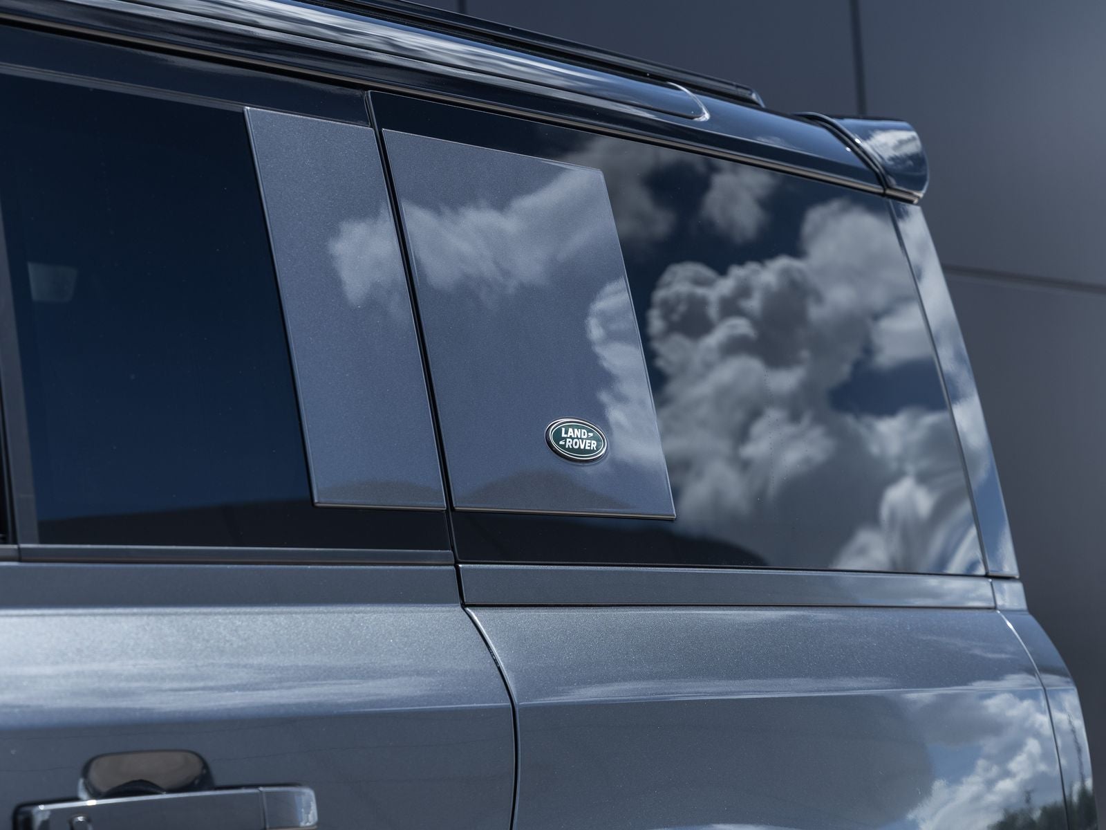 2024 Land Rover Defender 110 X