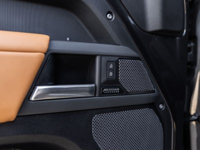 2024 Land Rover Defender 110 X