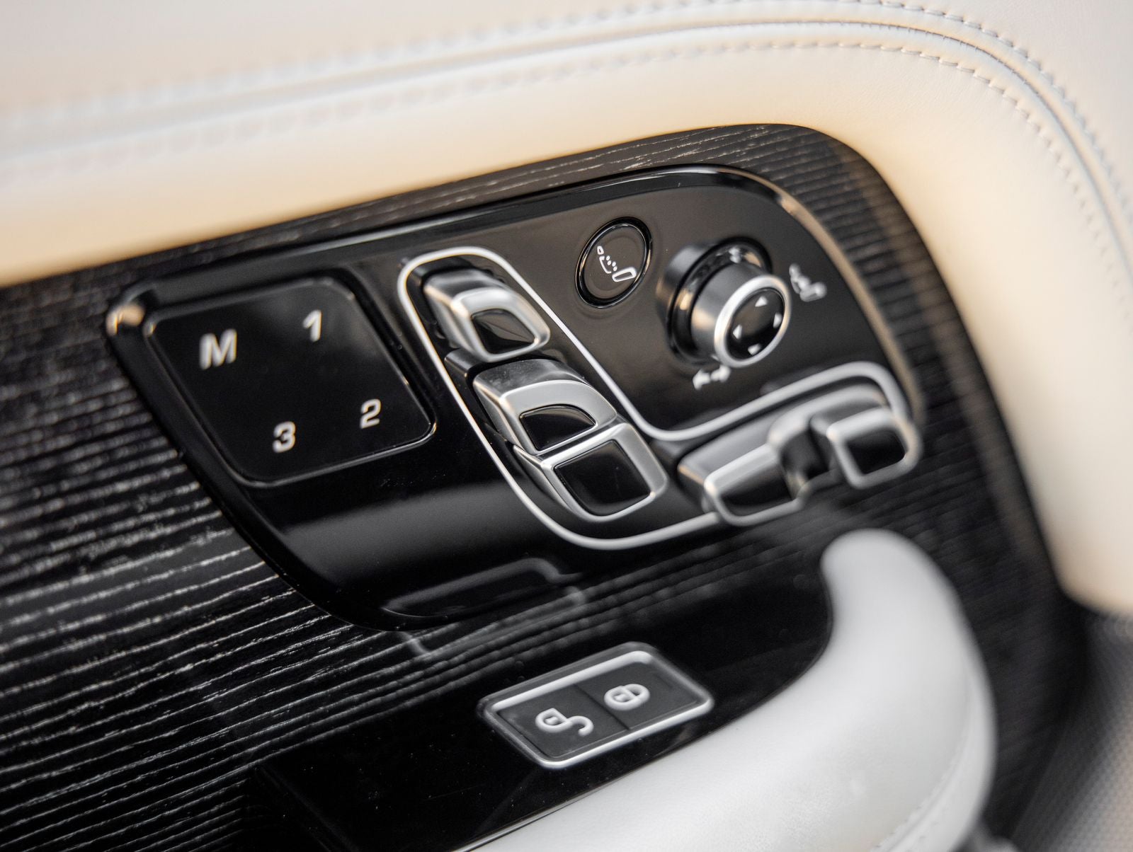 2020 Land Rover Range Rover Autobiography