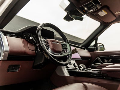 2023 Land Rover Range Rover SE