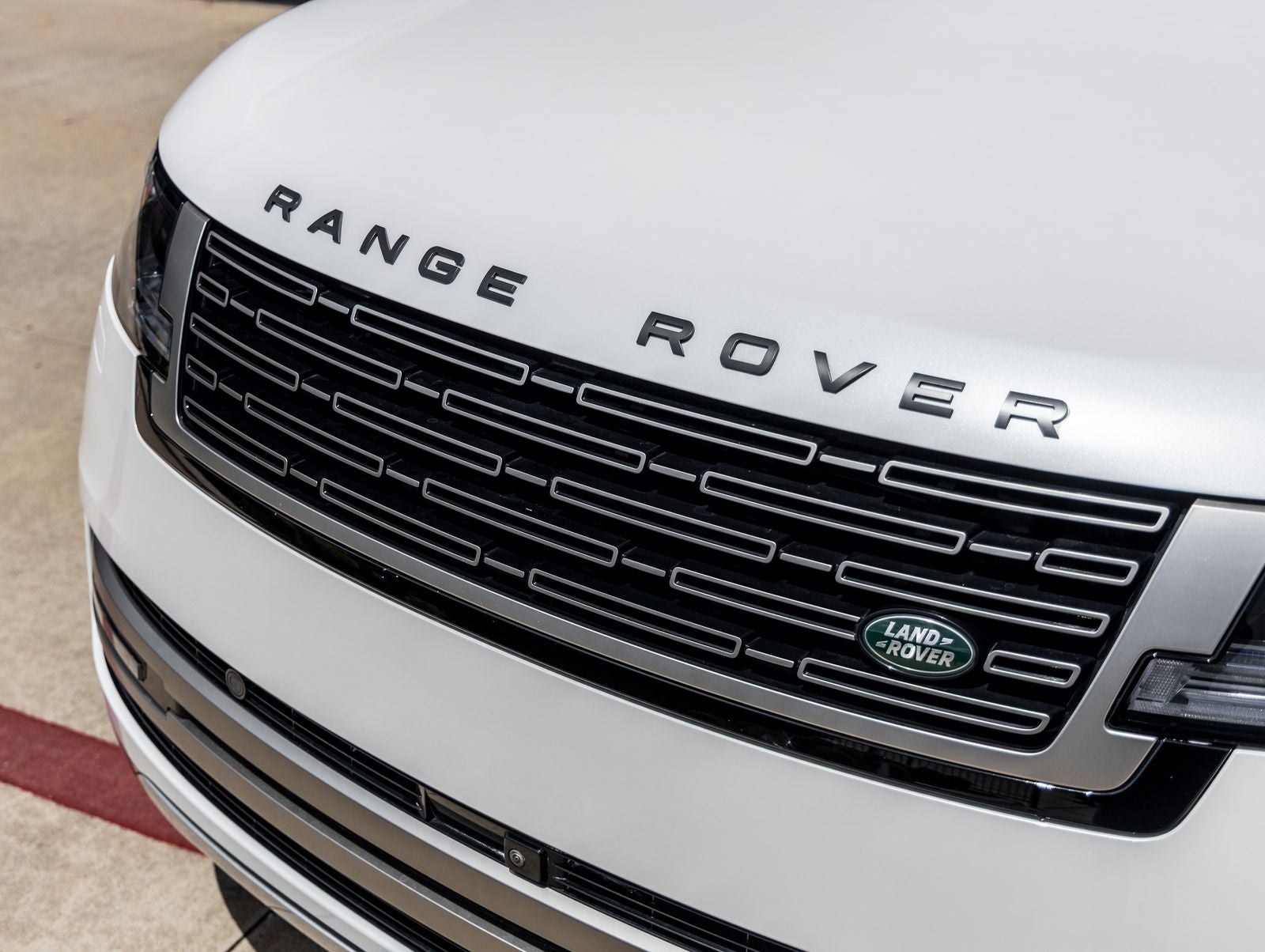 2023 Land Rover Range Rover SE