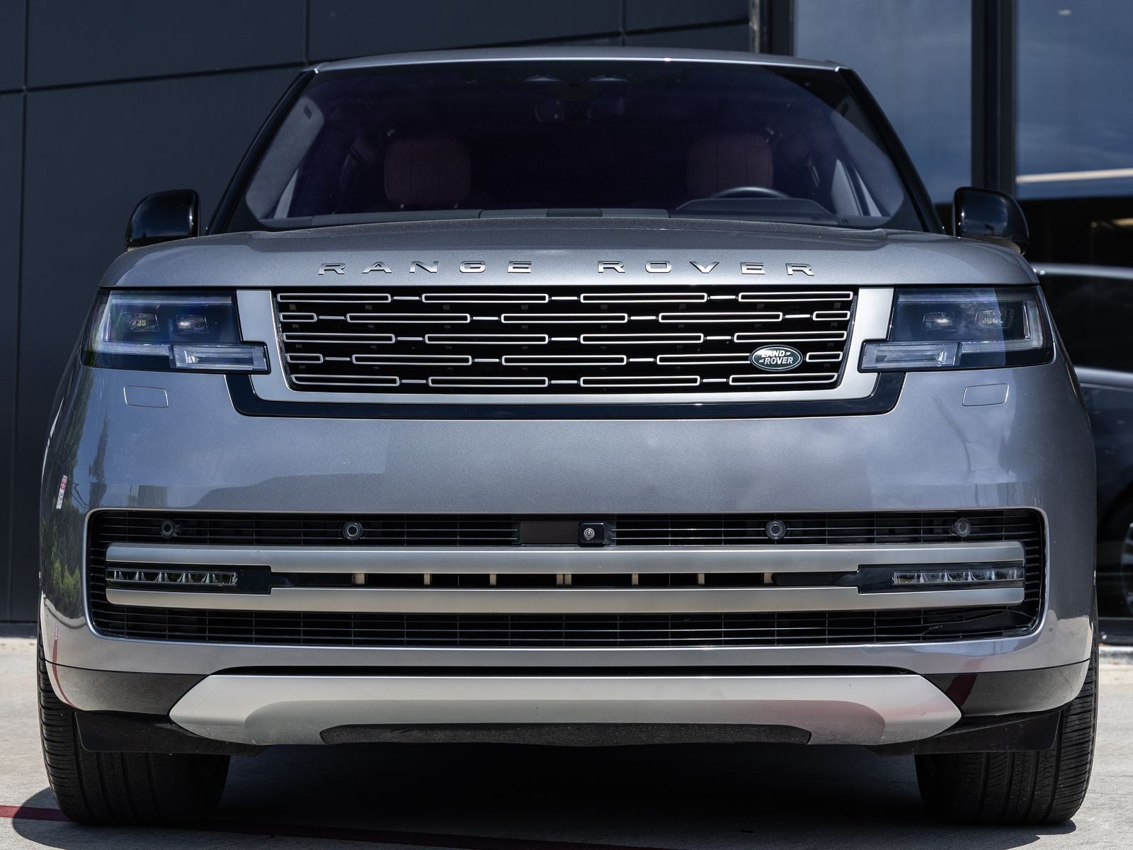 2023 Land Rover Range Rover SE LWB