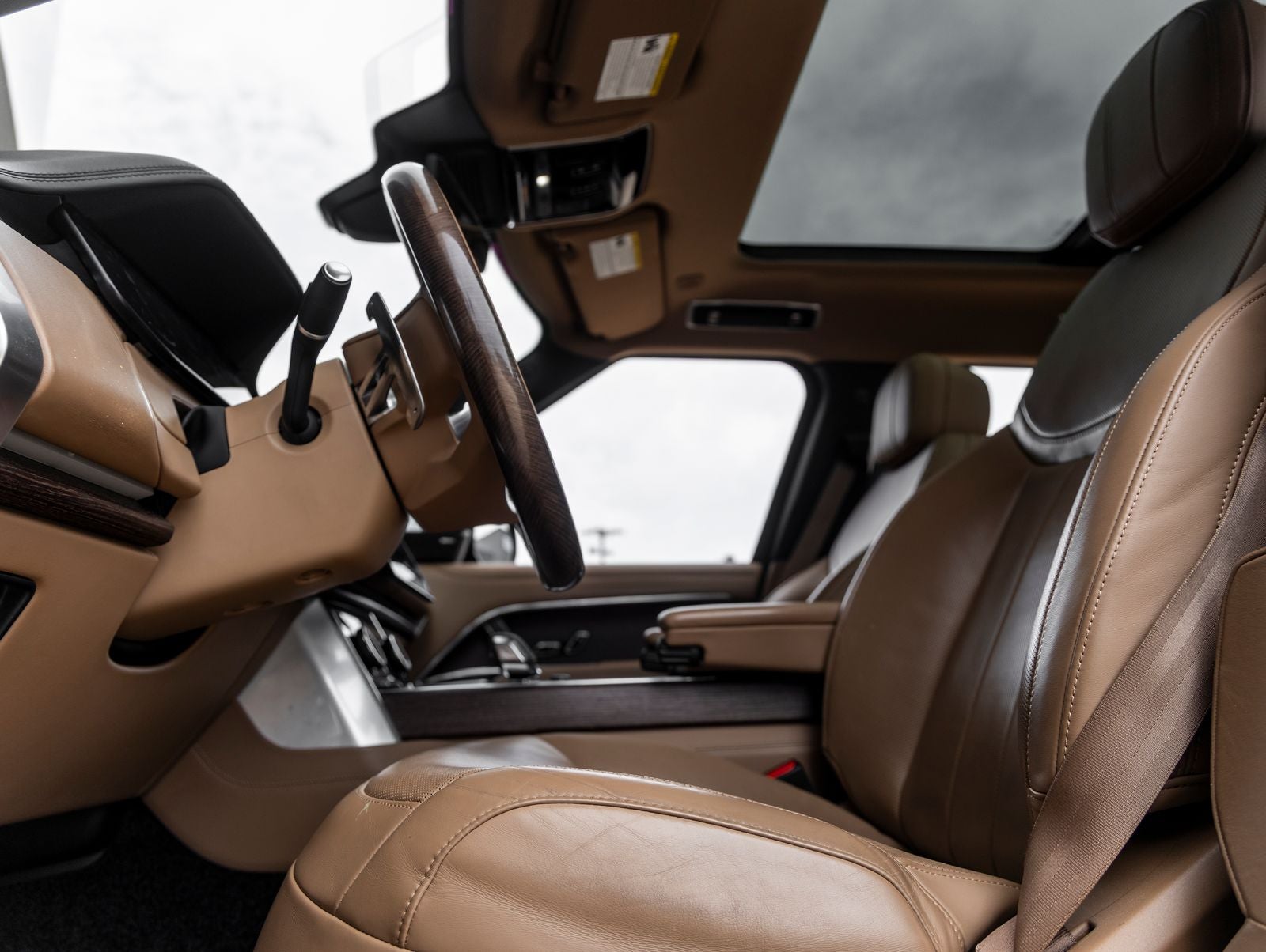 2023 Land Rover Range Rover SE