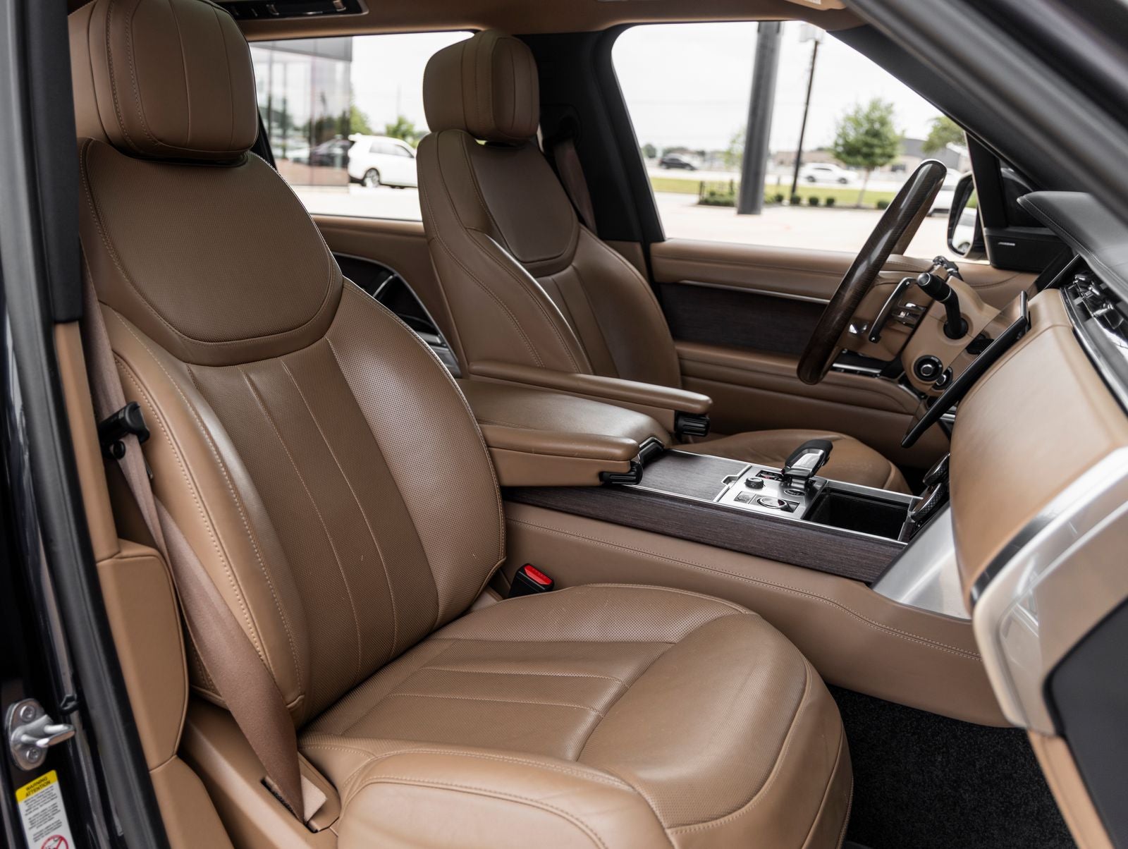 2023 Land Rover Range Rover SE