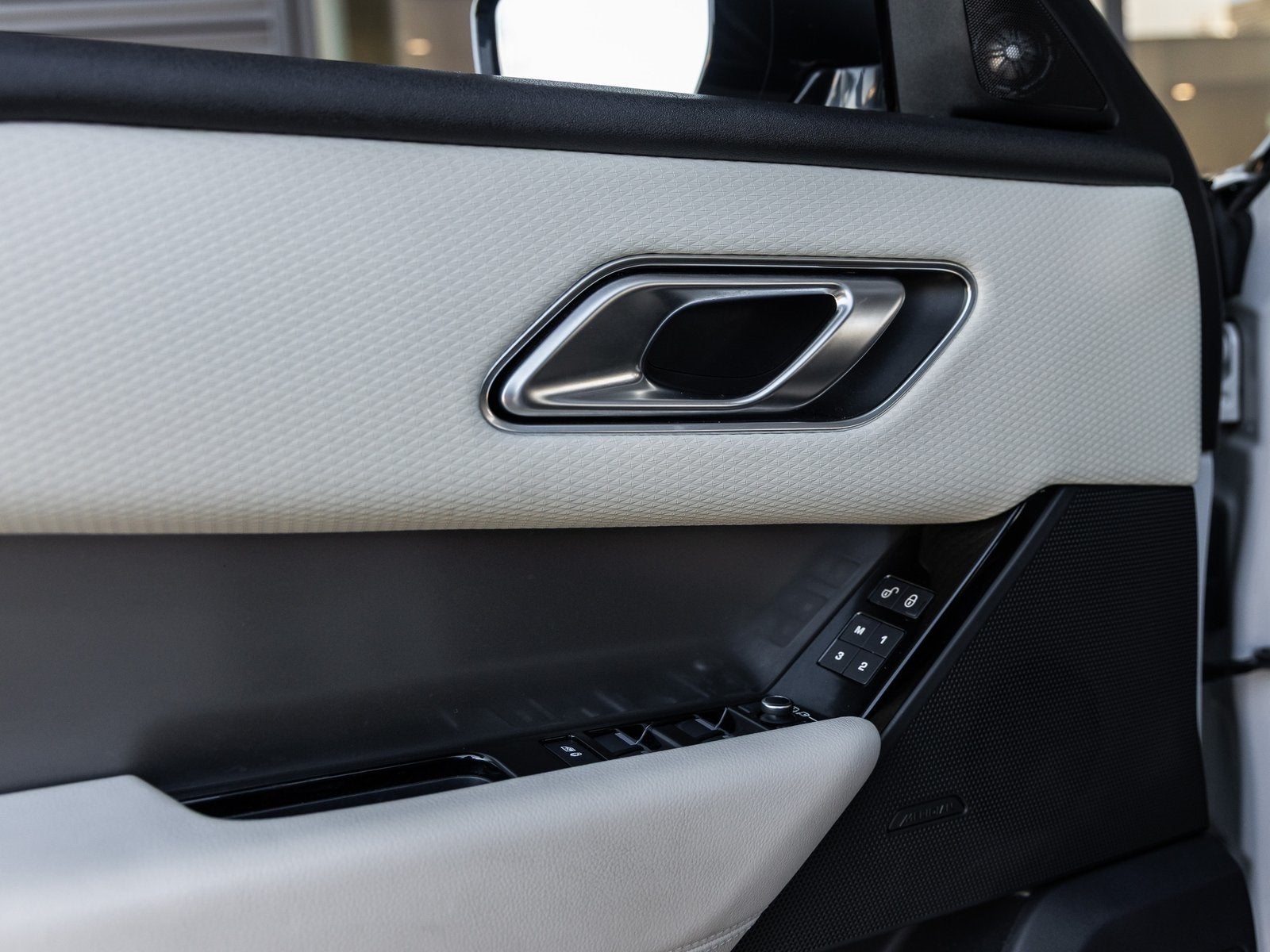 2019 Land Rover Range Rover Velar D180 S