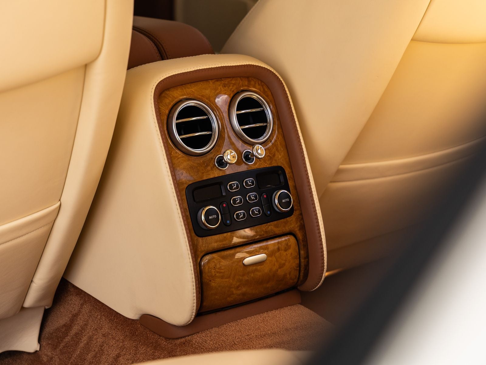 2008 Bentley Continental Flying Spur Base
