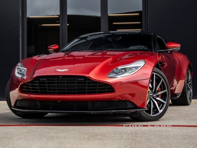 2017 Aston Martin DB11 Base